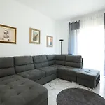 Apartamento Free Parking Elmi - Due Passi Dal Maggiore