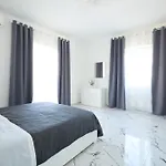 Free Parking Elmi - Due Passi Dal Maggiore Apartamento