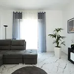 Apartamento Free Parking Elmi - Due Passi Dal Maggiore *