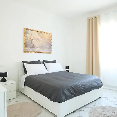 Apartman Free Parking Elmi - Due Passi Dal Maggiore *