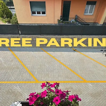 아파트 Free Parking Elmi - Due Passi Dal Maggiore 아로나