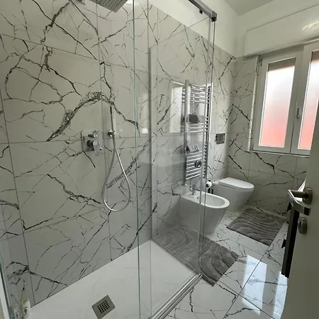 Free Parking Elmi - Due Passi Dal Maggiore Appartement