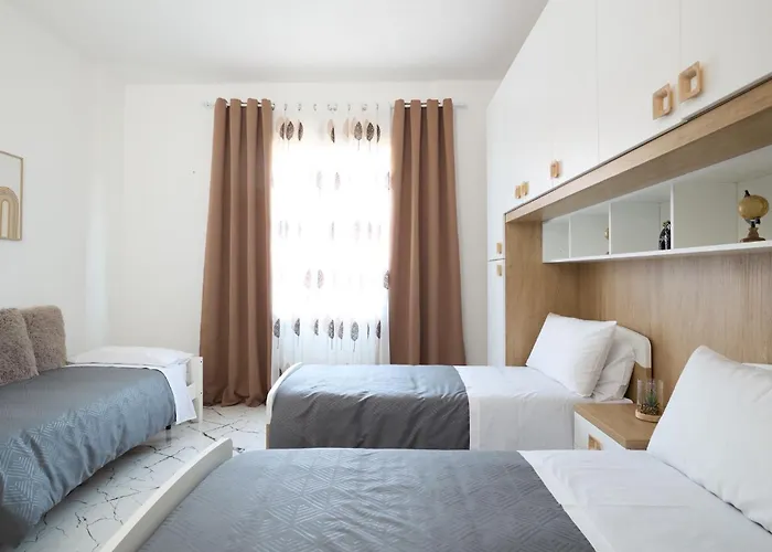 Free Parking Elmi - Due Passi Dal Maggiore * ארונה